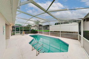 2 Master Suites Modern Villa with Private Pool